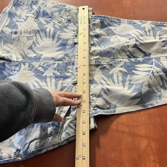 Zara Trafaluc Overalls Shortalls Size Medium Floral Acid Wash Denim Adjustable - Picture 10 of 13